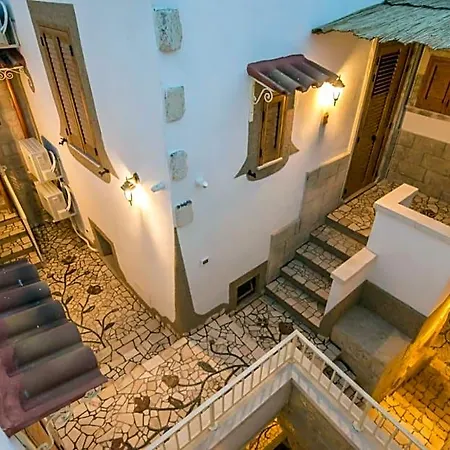 Dimora Corte Antica 3*