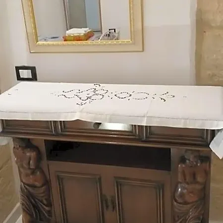 Dimora Corte Antica Oda ve Kahvaltı Scorrano (Apulia)