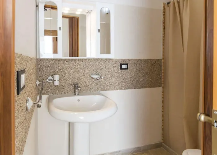 Dimora Corte Antica 3*